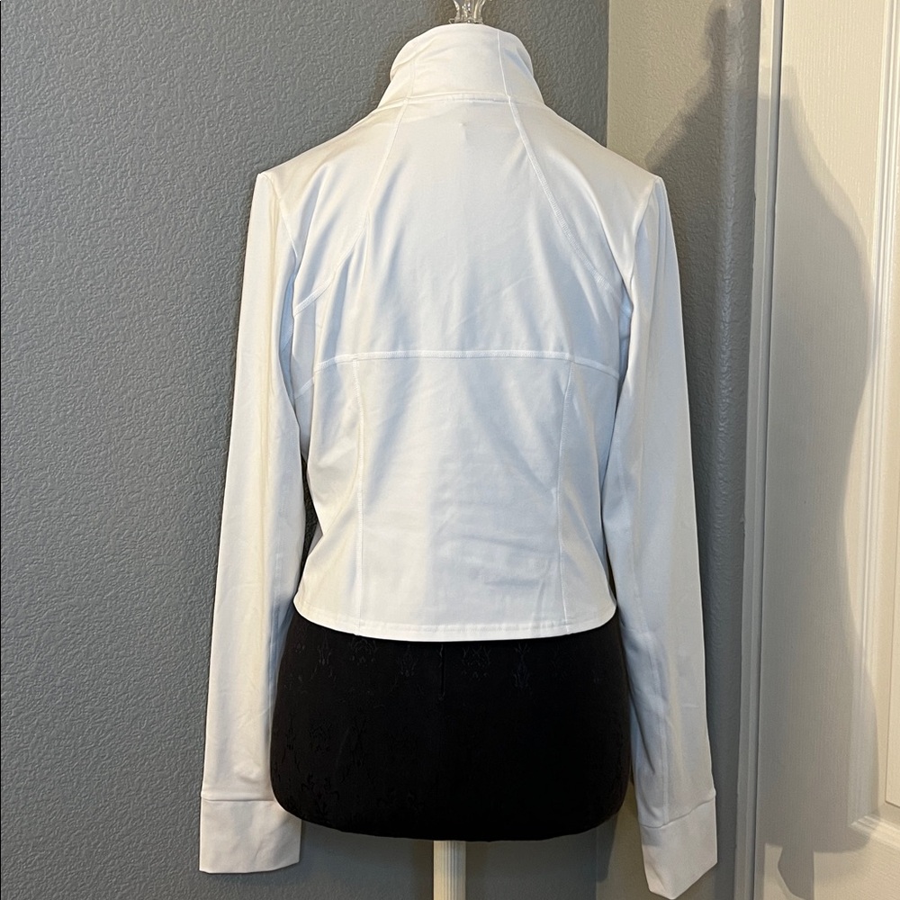 Fabletics Perfect Storm Cropped Train Jacket Clas… - image 7